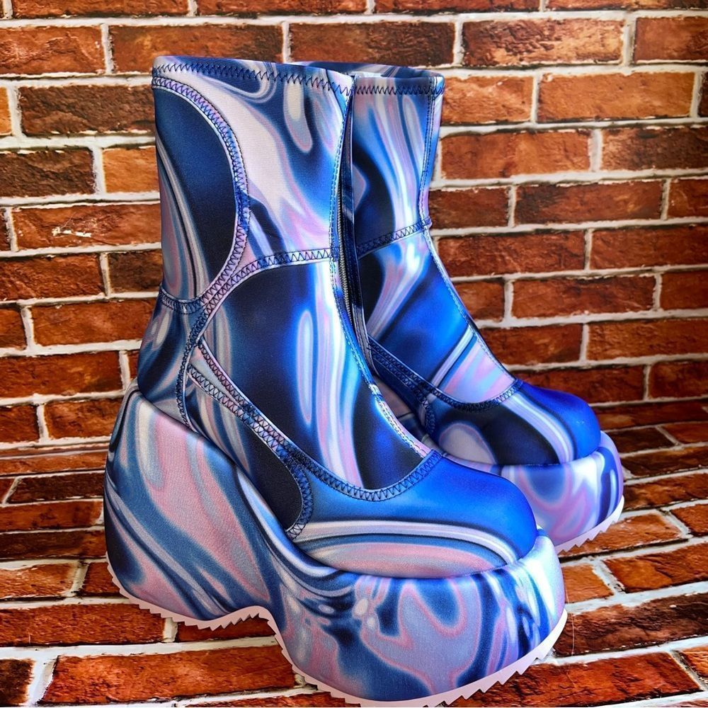 Poster Grl NIB Soul Vibration Swirly Platform Boots Purple Rave NIB SZ 9